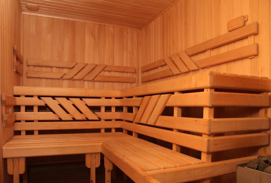Hotel Praha Użhorod Zewnętrze zdjęcie