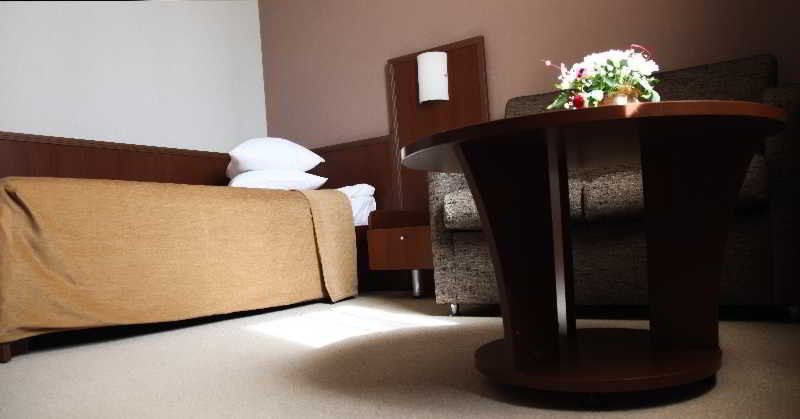 Hotel Praha Użhorod Zewnętrze zdjęcie