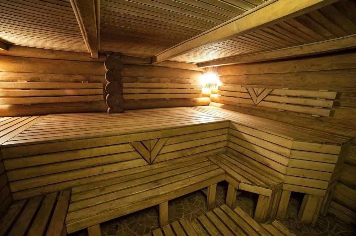 Hotel Praha Użhorod Zewnętrze zdjęcie